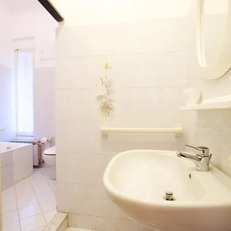 Valery Apartman Levanto